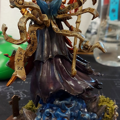 Undead Great Necromancer, resin miniature, 28mm heroic scale unpainted resin, view 8