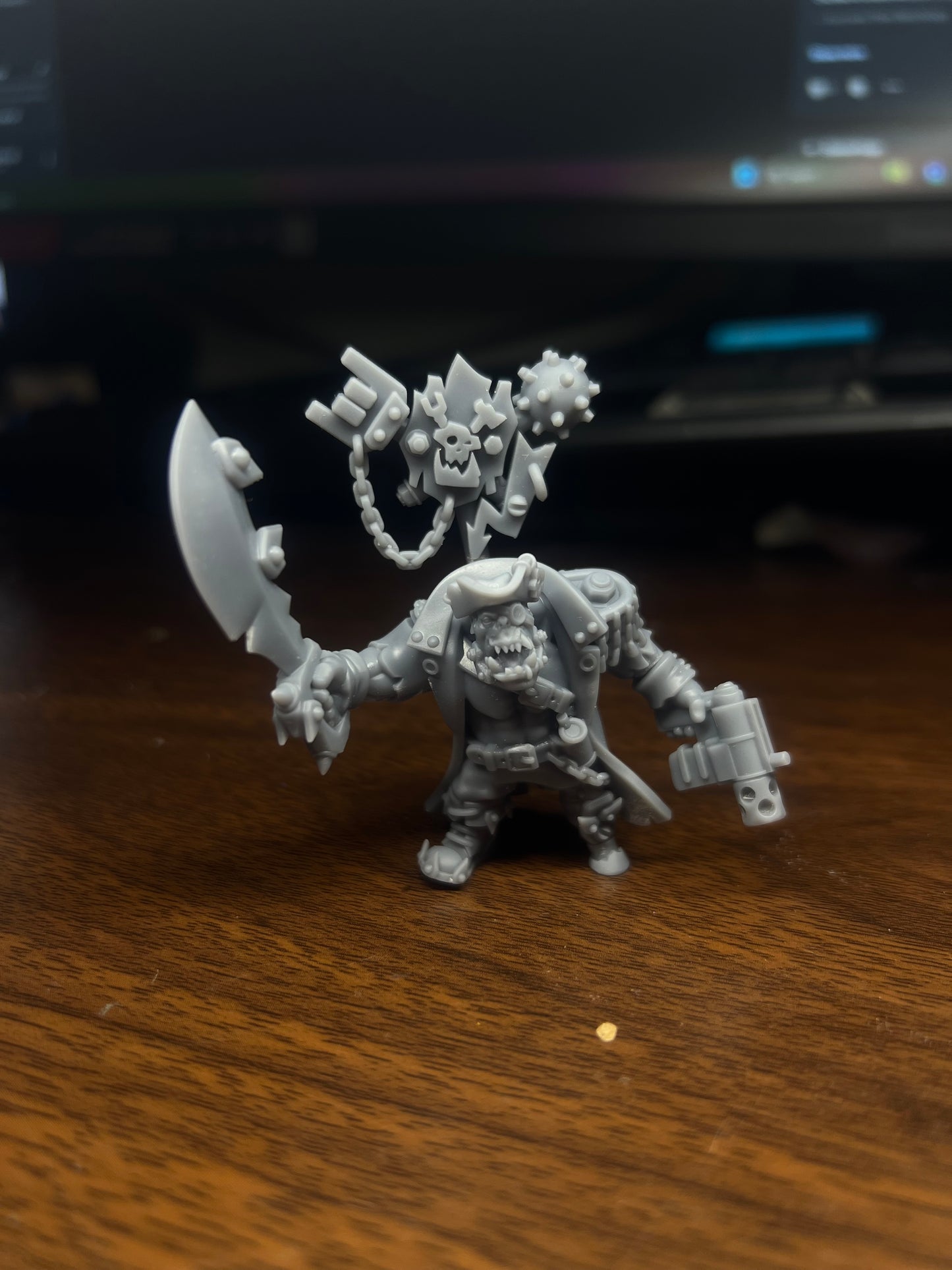 Orks Kapn Blaaady Beard, proxy miniature, 28mm heroic scale unpainted resin
