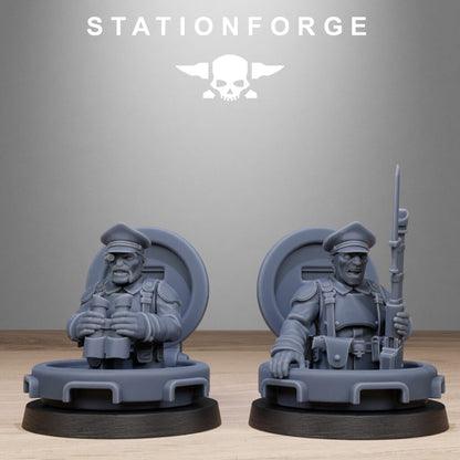 Imperial Army Tank Commanders, proxy miniature, 28mm heroic scale unpainted resin, view 9