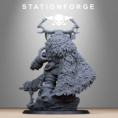 Tech Priests Druid, proxy miniature, 28mm heroic scale unpainted resin, view 8