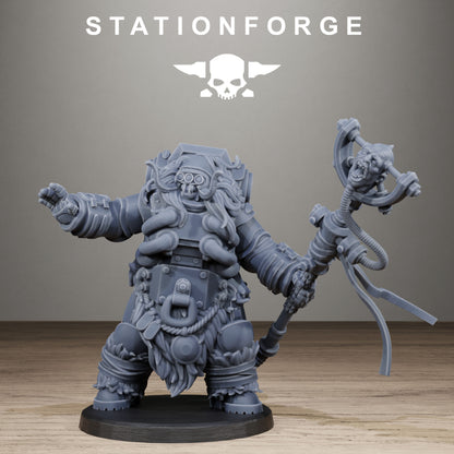 Tech Priests Vernaxers, proxy miniature, 28mm heroic scale unpainted resin, view 9