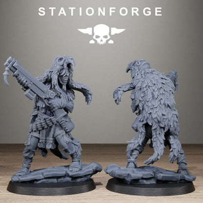 Tech Priests Techno Savages Scrap Tribers, proxy miniature, 28mm heroic scale unpainted resin, view 4