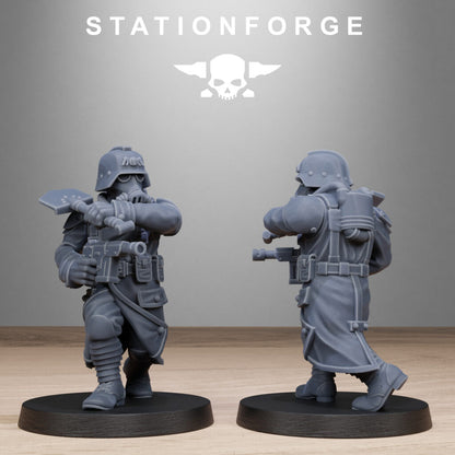 Imperial Army Grim Guard Shovel Trenches, proxy miniature, infantry, 28mm heroic scale unpainted resin, view 5