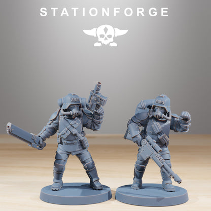 Imperial Army Grim Guard Ironclads, proxy miniature, infantry, 28mm heroic scale unpainted resin, view 9