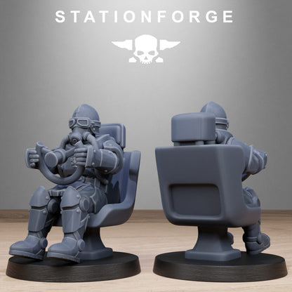Imperial Army Royal Guard Pilot Commander, proxy miniature, character, 28mm heroic scale unpainted resin