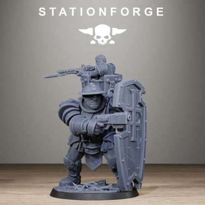 Imperial Army Royal Guard Shield Bearer, proxy miniature, infantry, 28mm heroic scale unpainted resin, view 2