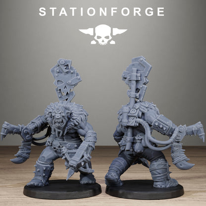 Orks Wild Squad, proxy miniature, 28mm heroic scale unpainted resin, view 3