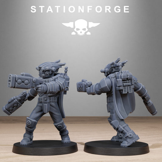Tuai Clone Pistoleers, proxy miniature, 28mm heroic scale unpainted resin, view 2