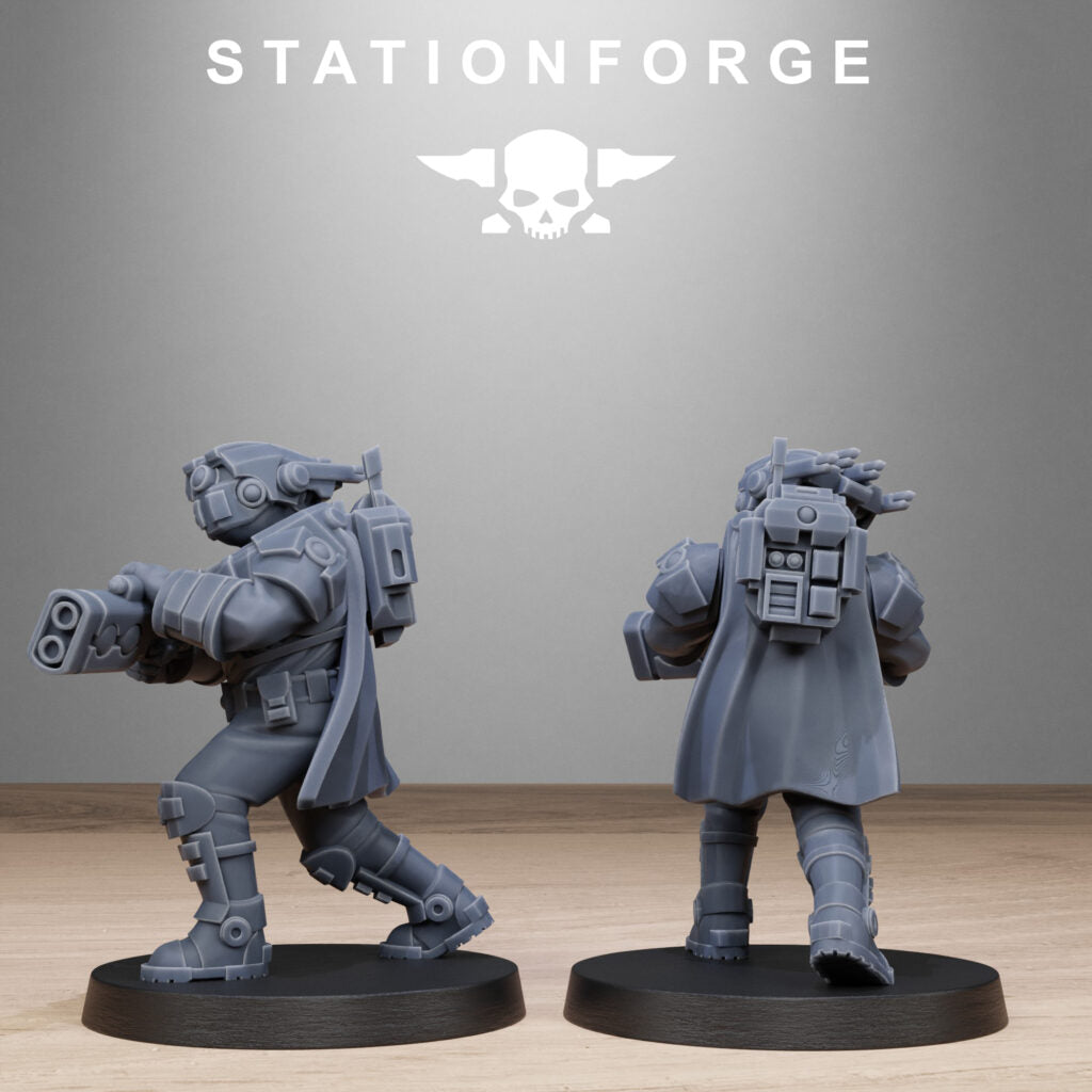 Tuai Clone Pistoleers, proxy miniature, 28mm heroic scale unpainted resin, view 4
