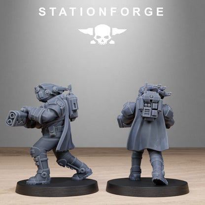 Tuai Clone Pistoleers, proxy miniature, 28mm heroic scale unpainted resin, view 4