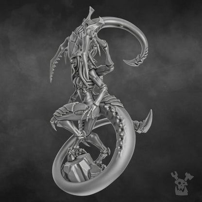 Bio Swarm Hive Queen (65Mm), proxy miniature, character, 28mm heroic scale unpainted resin, view 6