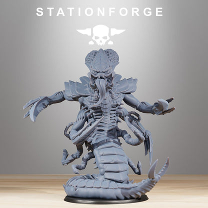 Bio Swarm Brainiac, proxy miniature, 28mm heroic scale unpainted resin, view 2