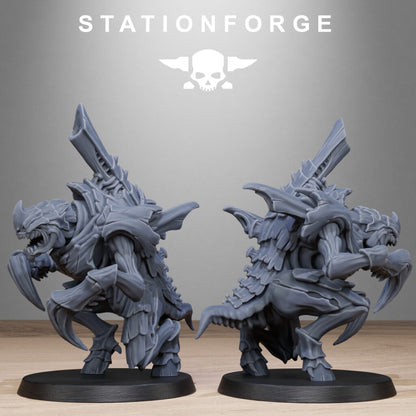 Bio Swarm Karnyxes, proxy miniature, 28mm heroic scale unpainted resin, view 3