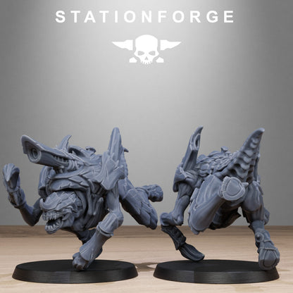 Bio Swarm Karnyxes, proxy miniature, 28mm heroic scale unpainted resin, view 9
