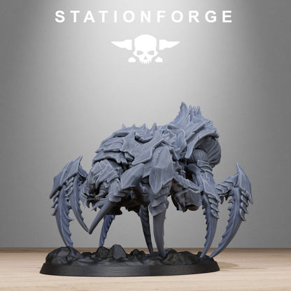 Bio Swarm Silkmaw, proxy miniature, 28mm heroic scale unpainted resin, view 4