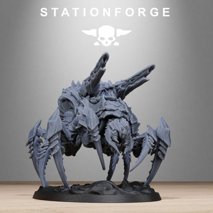 Bio Swarm Silkmaw, proxy miniature, 28mm heroic scale unpainted resin, view 6