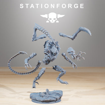 Bio Swarm Soul Eater, proxy miniature, 28mm heroic scale unpainted resin, view 5